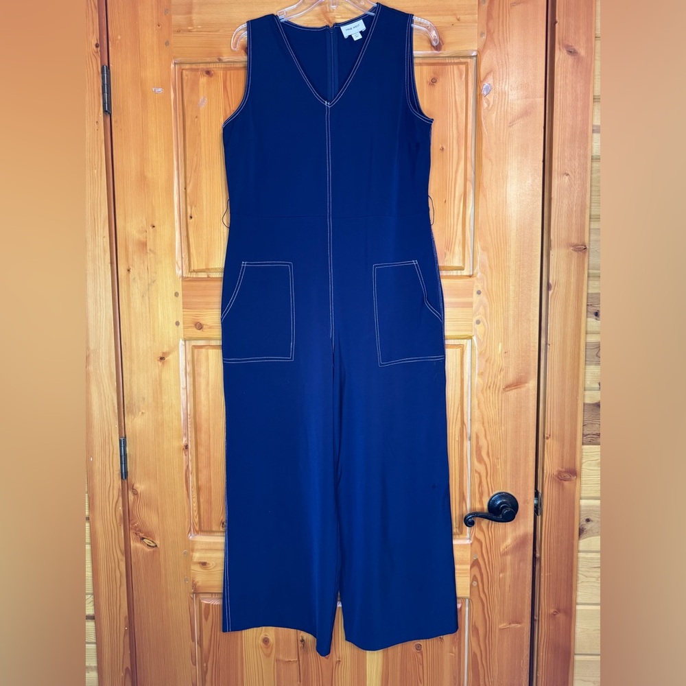 NINE WEST NAVY BLUE V-NECK SLEEVELESS WIDE LEG JUMPSUIT - SIZE M